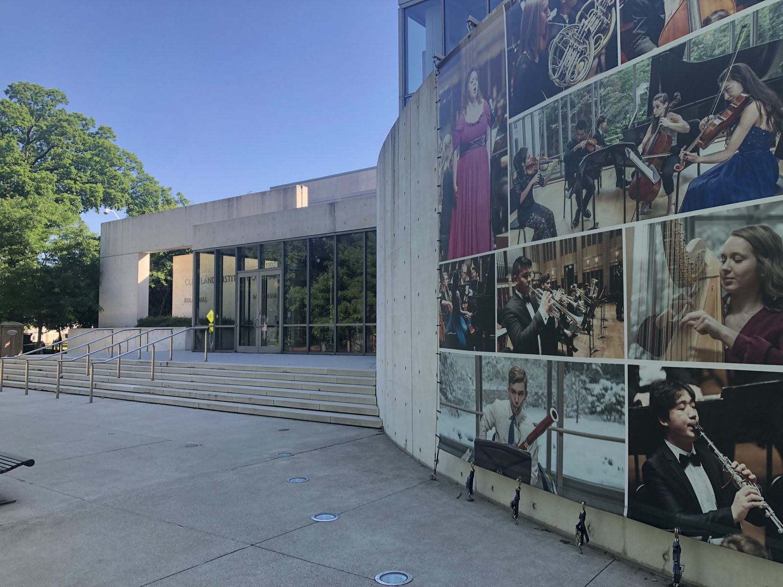 The entrance to the Cleveland Institute of Music